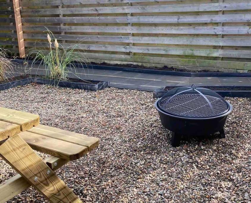 Tiny House With Sauna & Jacuzzi Near Amsterdam Vijfhuizen Εξωτερικό φωτογραφία