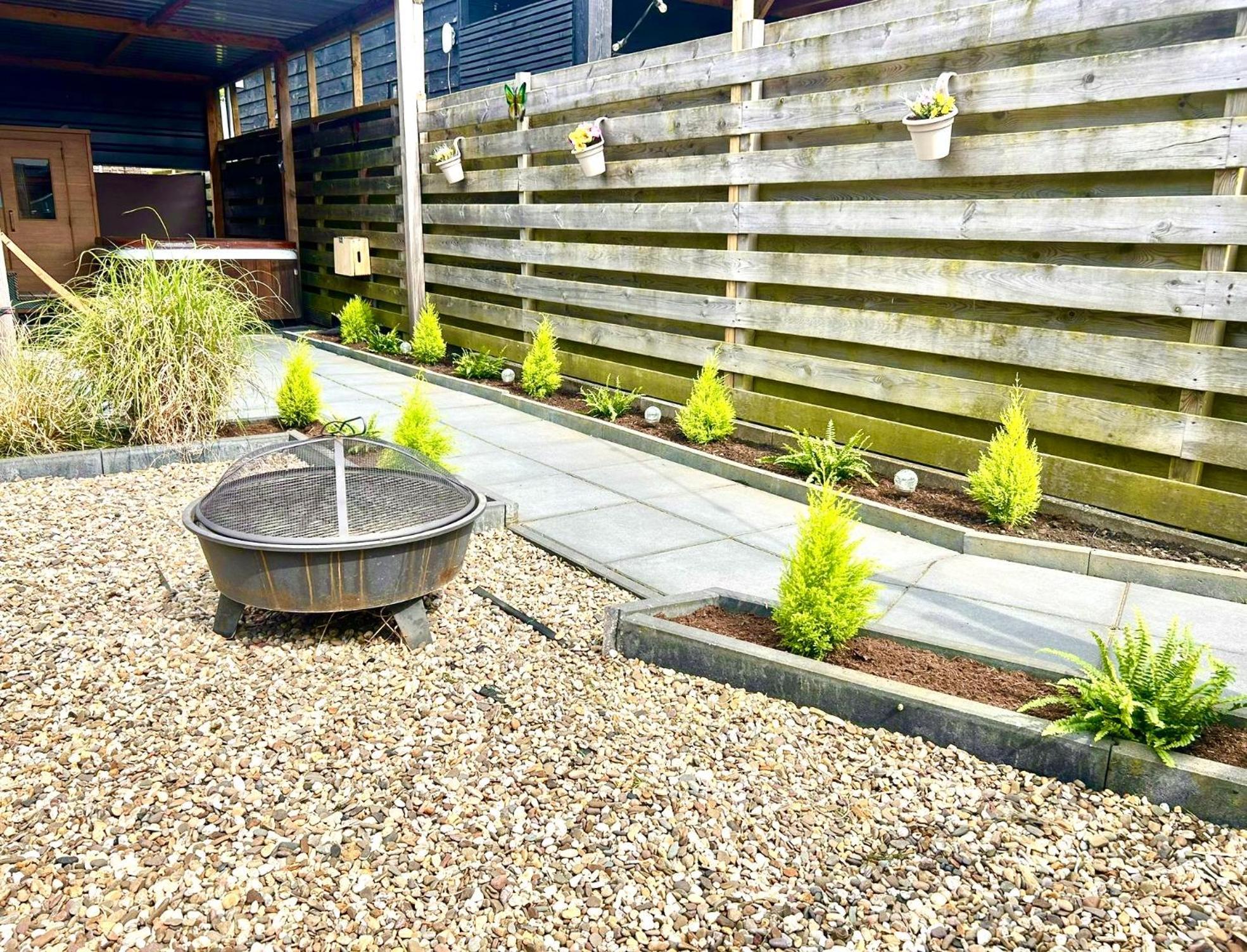 Tiny House With Sauna & Jacuzzi Near Amsterdam Vijfhuizen Εξωτερικό φωτογραφία