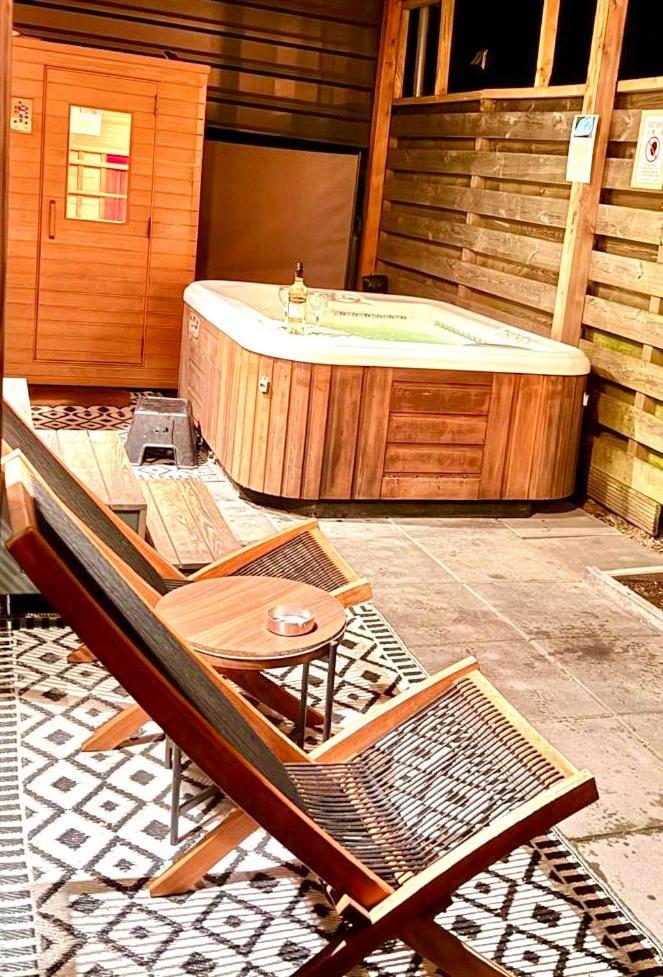 Tiny House With Sauna & Jacuzzi Near Amsterdam Vijfhuizen Εξωτερικό φωτογραφία